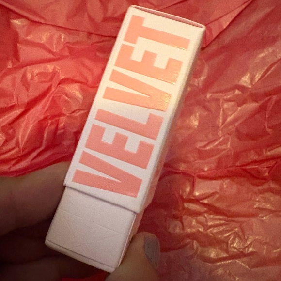 Vibrant Pink Liquid Lipstick Duo - Picture 7 of 16